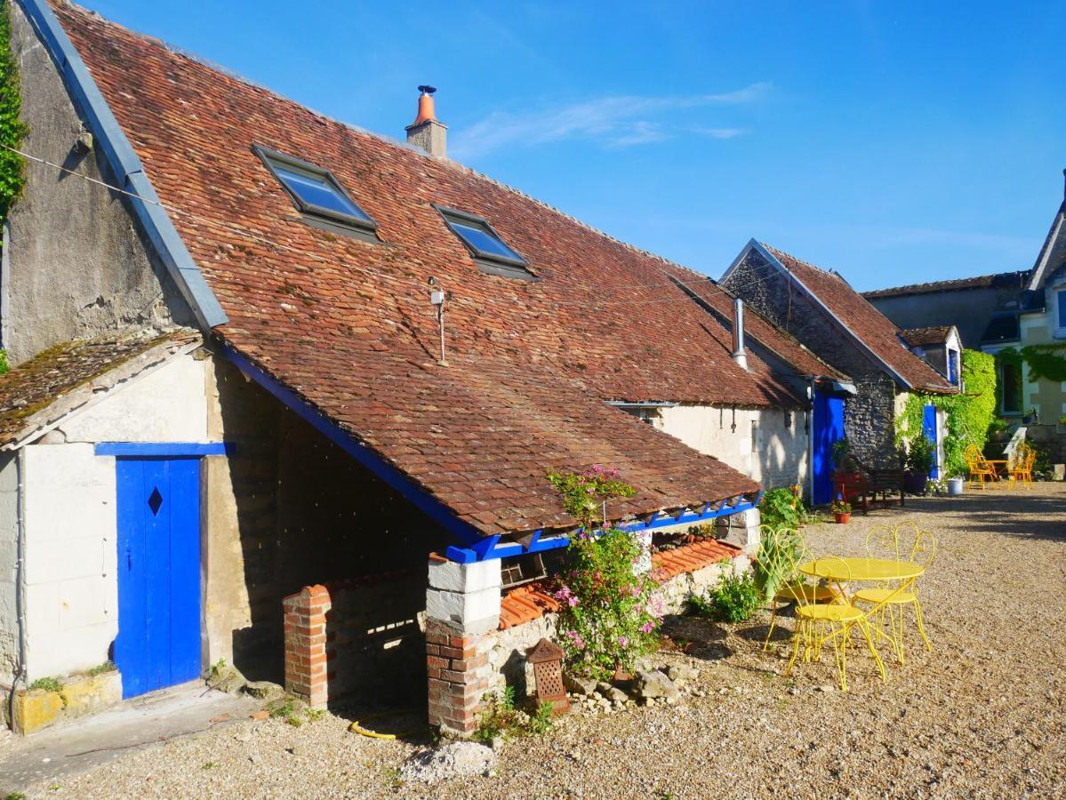 Au Coeur De La Cour Villa Saint-Georges-sur-Cher Exteriör bild